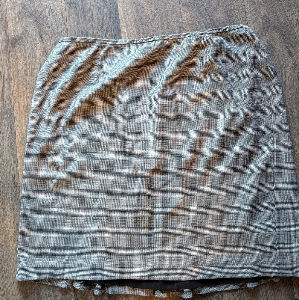 Talbots Classic Gray Plaid Pencil Skirt